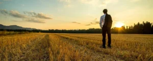 man looking in horizon